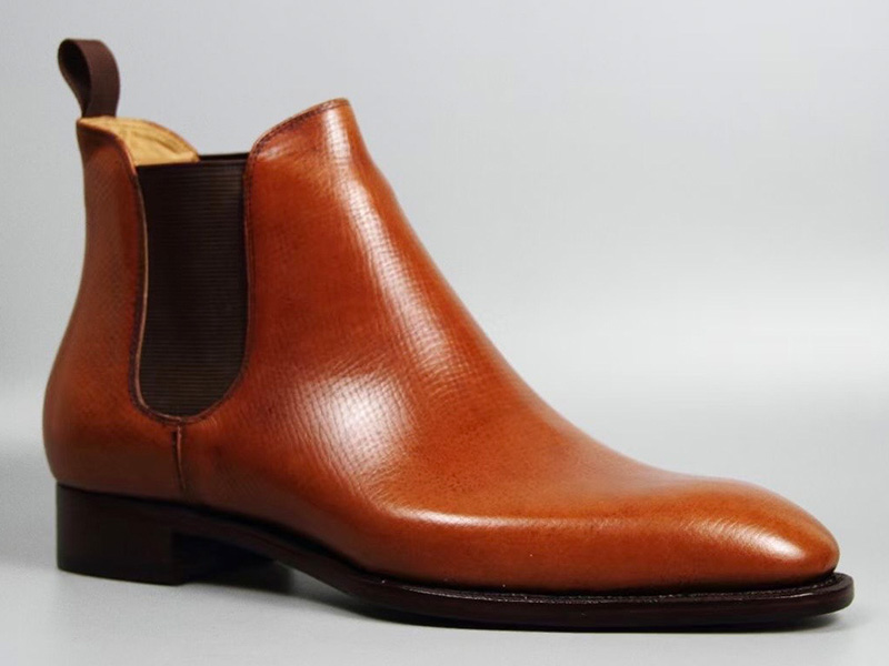 沉船皮製成的切爾西靴