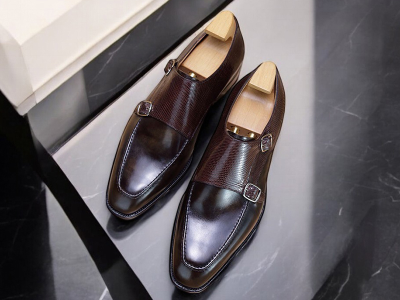 百搭深棕單扣孟克鞋